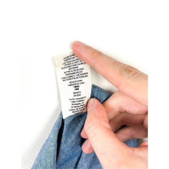 NWT Free People Womens Show Some Shoulder Top Off Shoulder Blue Chambray Top Siz - Picture 10 of 11